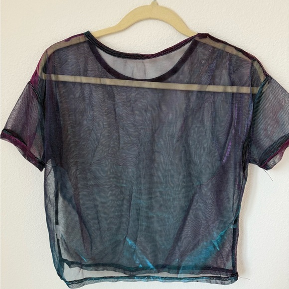 Chromatic Mesh Top - Picture 4 of 4